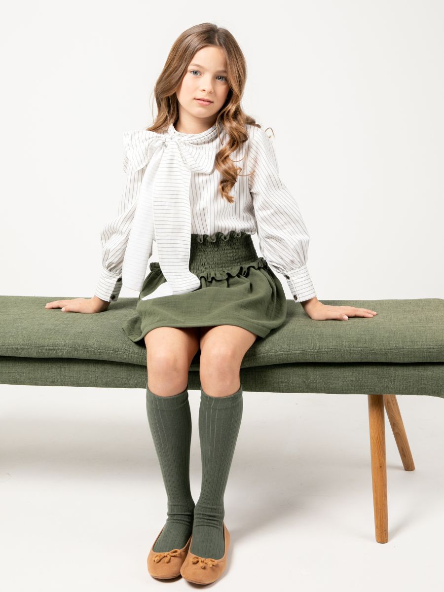 Conjunto niña falda verde camisa rayas al tono - Imagen 4