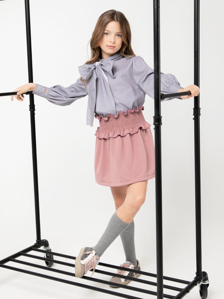 Conjunto niña falda rosa camisa rayas gris - Imagen 2