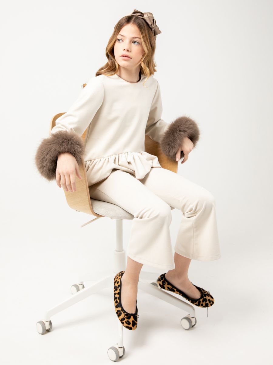 Conjunto casaca y pantalón en antelina crudo - Imagen 2