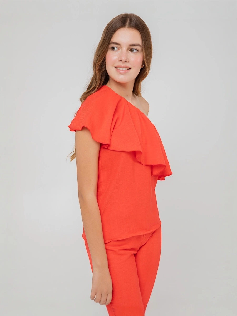 Conjunto rojo camisa asimétrica volante y pantalón flare - Imagen 3