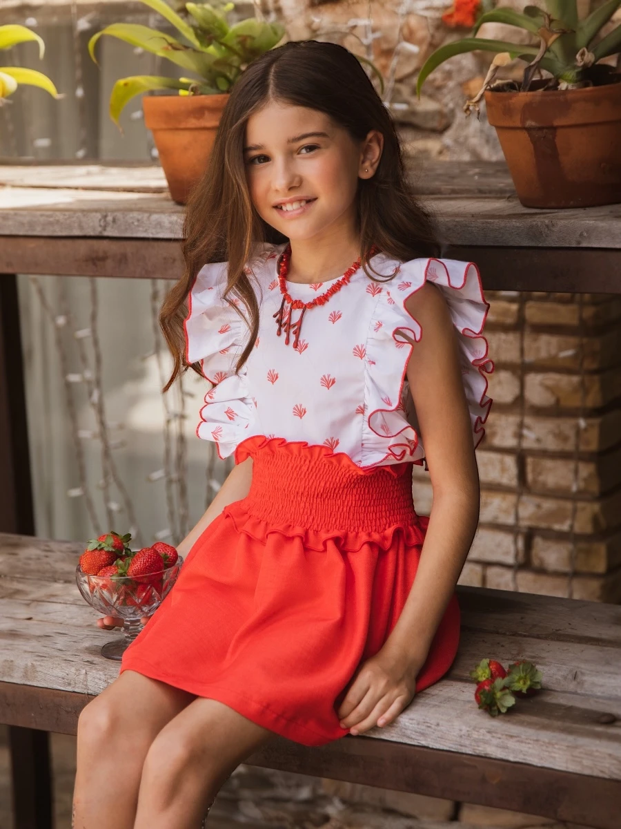Conjunto Reef camisa manga volante y falda roja engomada - Imagen 2