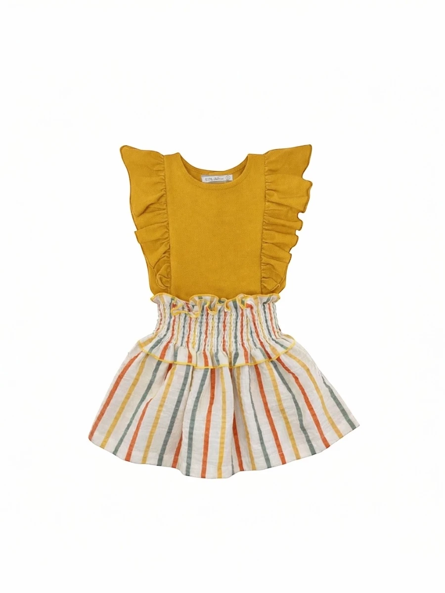 Conjunto Sunny camiseta volante ocre y falda engomada rayas multicolor